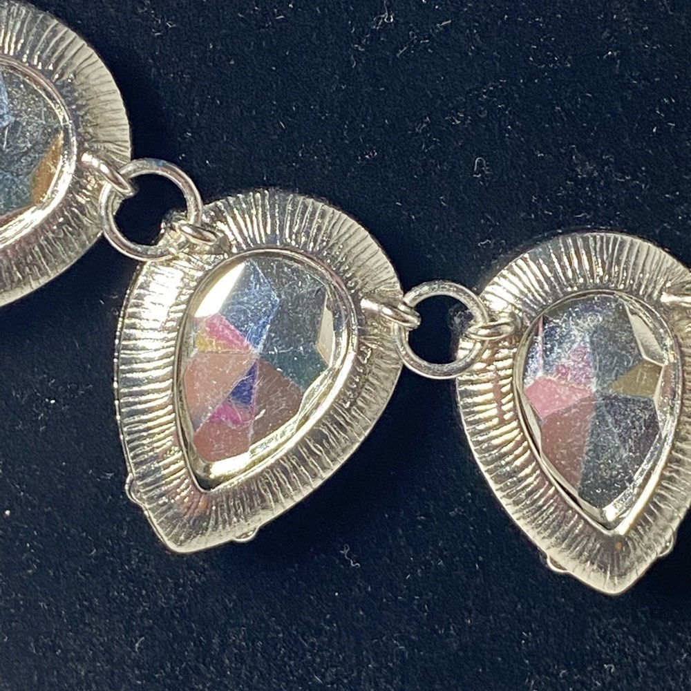 CHARMING CHARLIE ~ Silver-tone Aqua Teardrop Statement Necklace - Picture 8 of 13